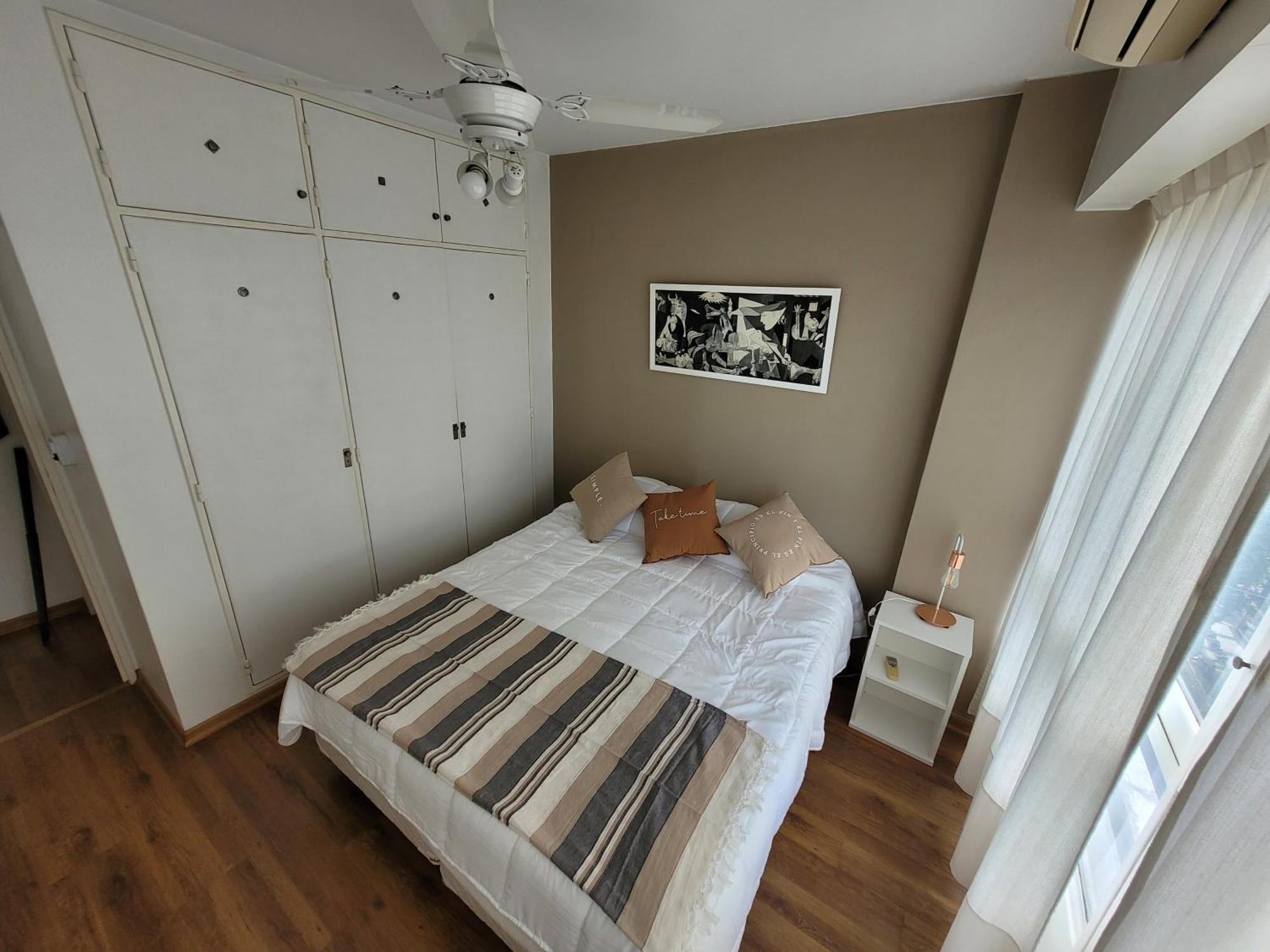 Apartment Pampa, Mayo