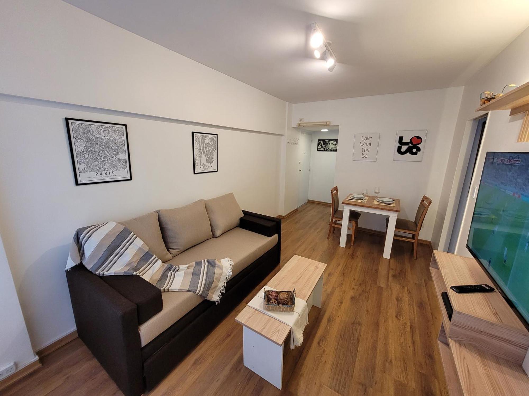 Pampa, Mayo Apartment *